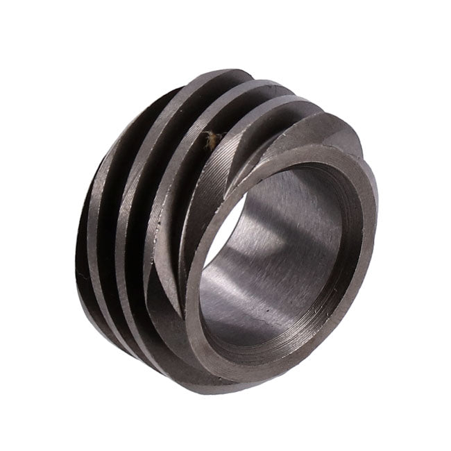 Drive gear, oil pump. 6 tooth