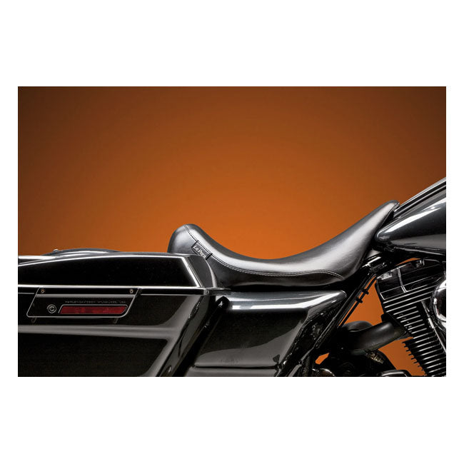 LePera, Silhouette solo seat. Smooth — Touring: 08-25 Touring (excl. 2021 FLH; 2023 FLHFB; 23-25 FLTRXSE; 24-25 FLTRXSTSE; 23-25 FLHXSE; 24-25 FLHX; 2025 FLHXU; 24-25 FLTRX)