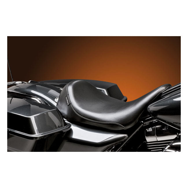 LePera, Silhouette solo seat. Smooth — Touring: 08-25 Touring (excl. 2021 FLH; 2023 FLHFB; 23-25 FLTRXSE; 24-25 FLTRXSTSE; 23-25 FLHXSE; 24-25 FLHX; 2025 FLHXU; 24-25 FLTRX)
