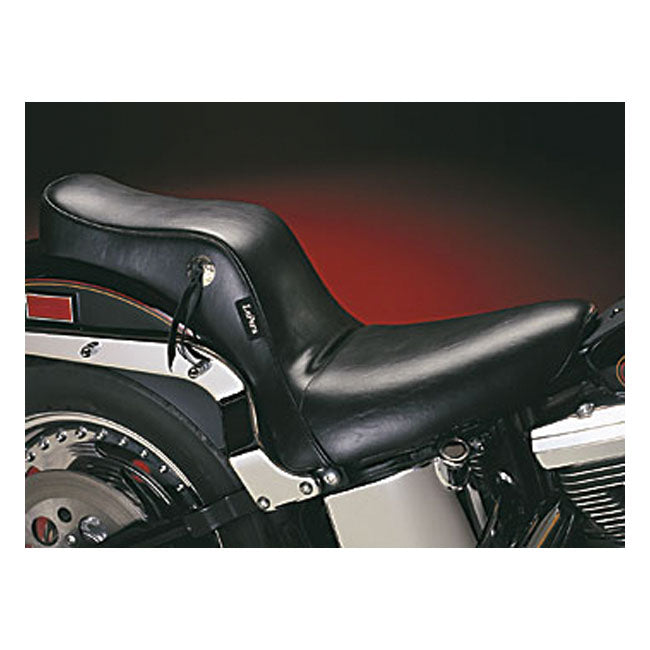 LePera, Cherokee 2-up seat. Smooth — 00-17 Softail (Excl. FXS; FLS/S) with up to 150mm rear tire (NU)