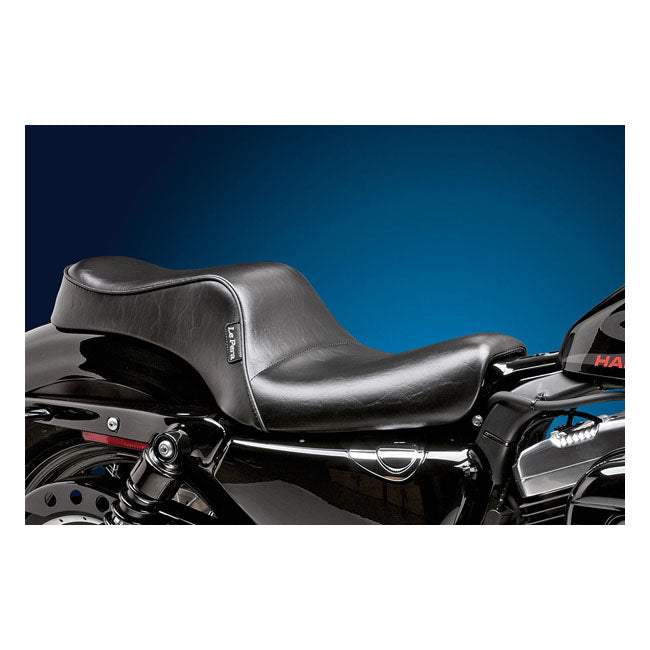 LePera, Cherokee 2-up seat. Smooth — 04-22 XL Sportster (Excl. 07-09 XL Sportster) with 4.5 gallon tanks (NU)