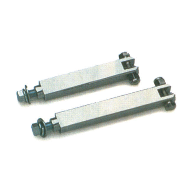 XL Sportster highway peg mounts. Chrome — L84-03 XL Sportster (NU)