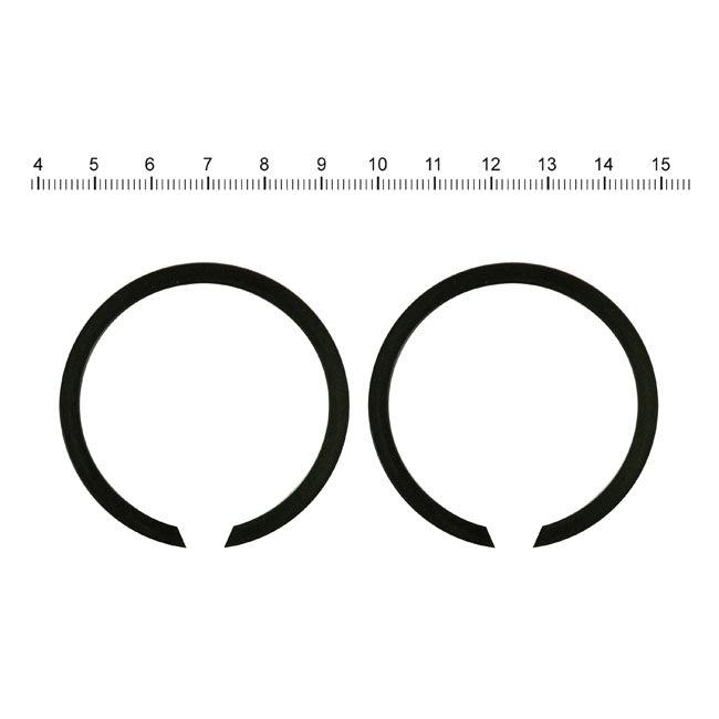James retaining rings, exhaust flange