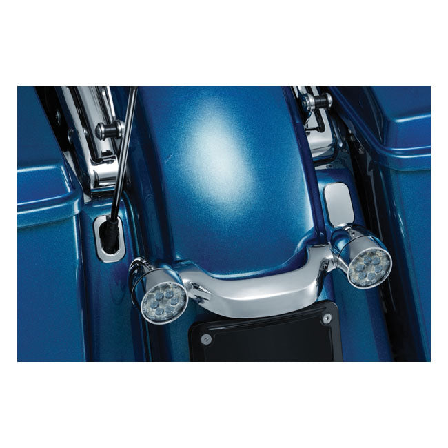 Kuryakyn, Antenna hole filler — 17-25 FLHRXS Road King Special; 06-23 (NU) Street Glide; 10-23 (NU) Road Glide. (excl. CVO models)
