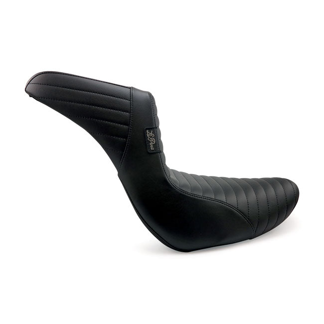 Le Pera, KickFlip solo seat. Pleated — Softail Breakout: 18-20(NU)FXBR 107; 18-22(NU)FXBRS 114; 23-25 FXBR 117