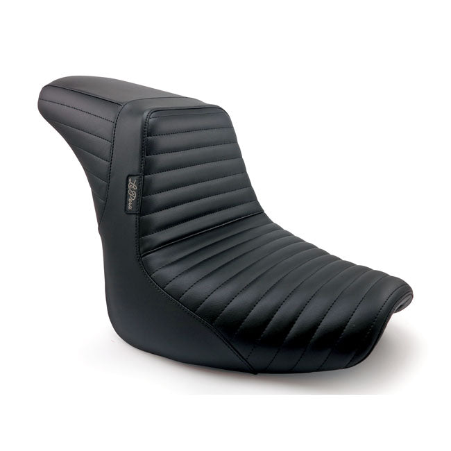 Le Pera, KickFlip solo seat. Pleated — Softail Fat Bob: 18-20 FXFB Fat Bob 107; 18-24 FXFBS Fat Bob 114 (NU)