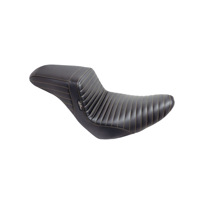 Le Pera, KickFlip solo seat. Pleated — Softail: 18-20(NU)Softail FXLR Lowrider; 20-21(NU)FXLRS Lowrider S 114; 22-25 FXLRS Lowrider S 117; 22-25 FXLRST Lowrider ST 117; 18-24(NU)FLSB Sport Glide 107