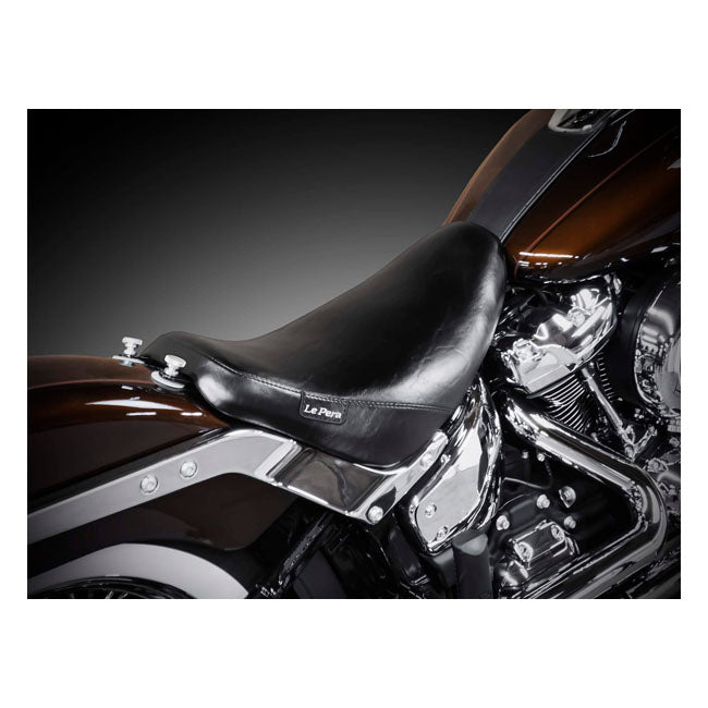 LePera, Bare Bones solo seat. Smooth — Softail: 2025 FLHC Heritage Classic 117; 18-24(NU)FLHCS Heritage Classic 114; 18-20(NU)FLHC Heritage Classic 107; 18-20(NU)FLDE Deluxe 107