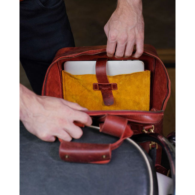 Trip Machine Eastwood backpack cherry red
