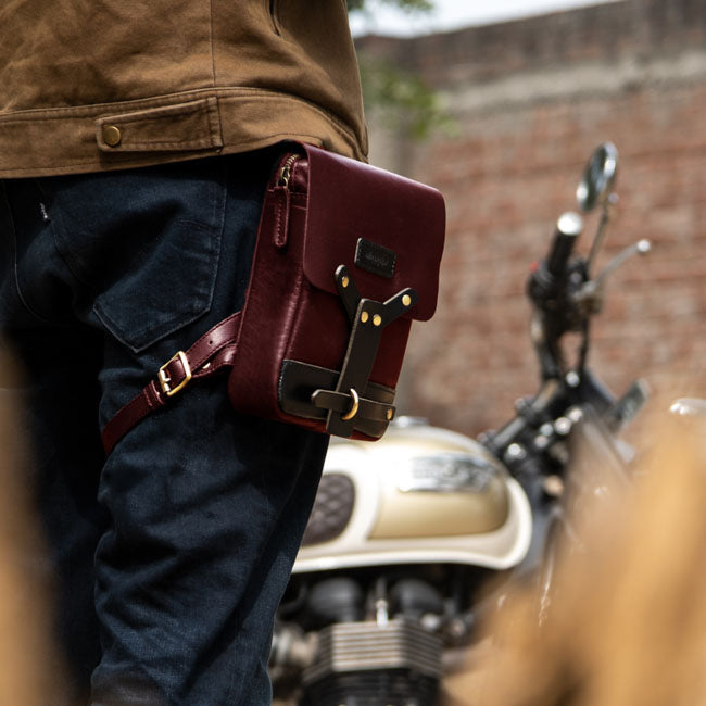 Trip Machine Thigh Bag cherry red