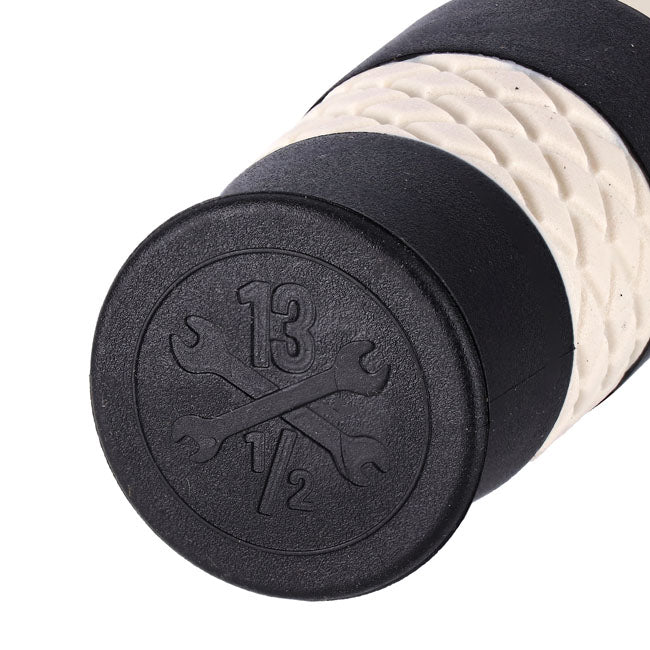 13 1/2 Outlaw grips black/white 7/8"