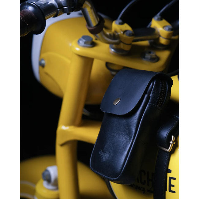 Trip Machine Tank Strap Fuel Inlet black
