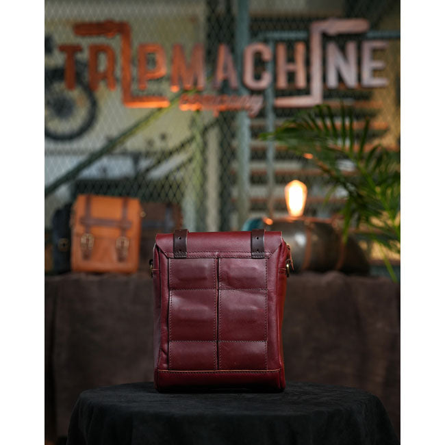 Trip Machine, tank and tail bag. 4.4 liter. Cherry