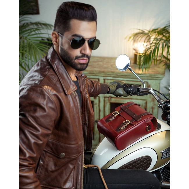 Trip Machine, tank and tail bag. 4.4 liter. Cherry