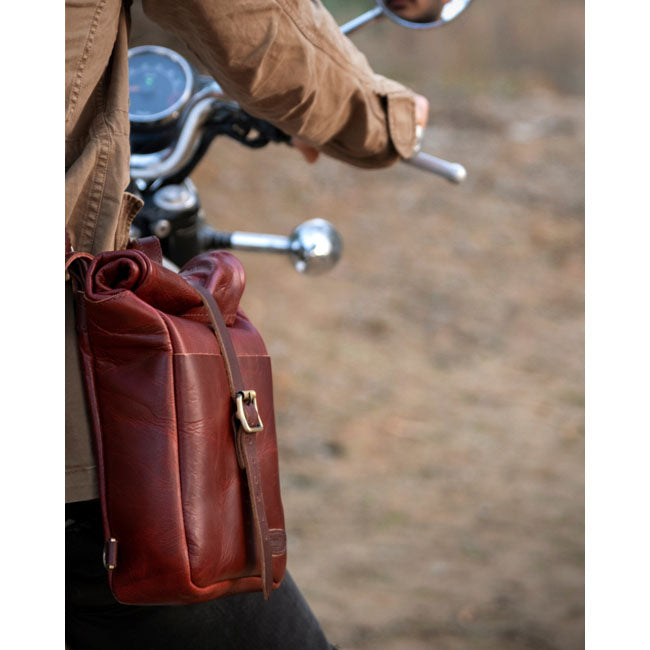 Trip Machine, Mini backpack/saddlebag 3.3 liter. Cherry Red