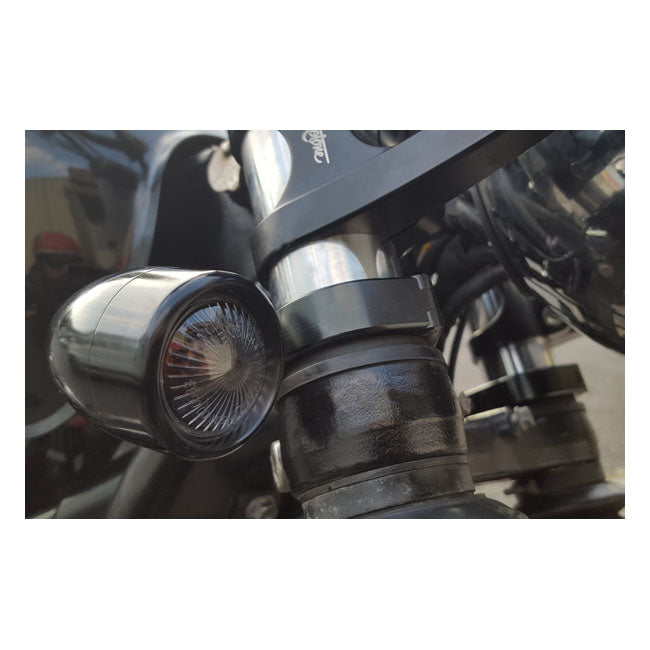 Motone, Wrap-around turn signal brackets, 39mm forks — All models with 39mm forks
