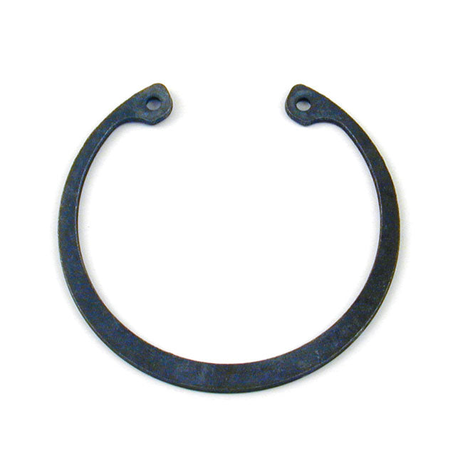 Retaining ring, clutch ramp