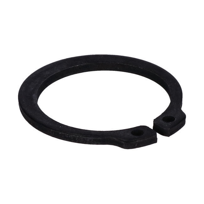 Retaining ring, clutch hub bearing
