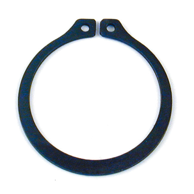 Retaining ring, mainshaft bearing. Outer