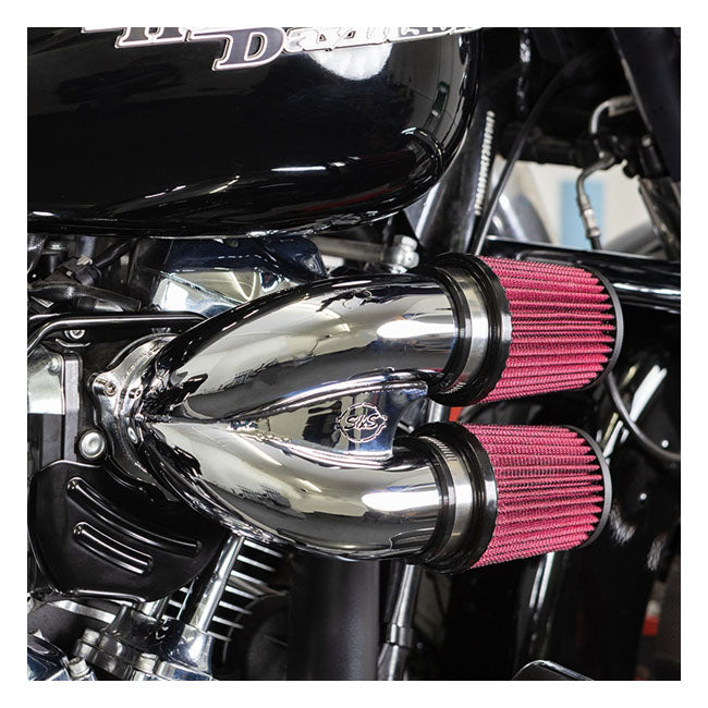 S&S, tuned induction air cleaner kit. Chrome — 18-24 (NU) Softail; 17-25 Touring (excl. Twin Cooled or models with fairing lowers/speaker pods; 24-25 FLHX; 2025 FLHXU; 24-25 FLTRX; 23-25 FLHXSE; 23-25 FLTRXSE); 17-25 Trikes