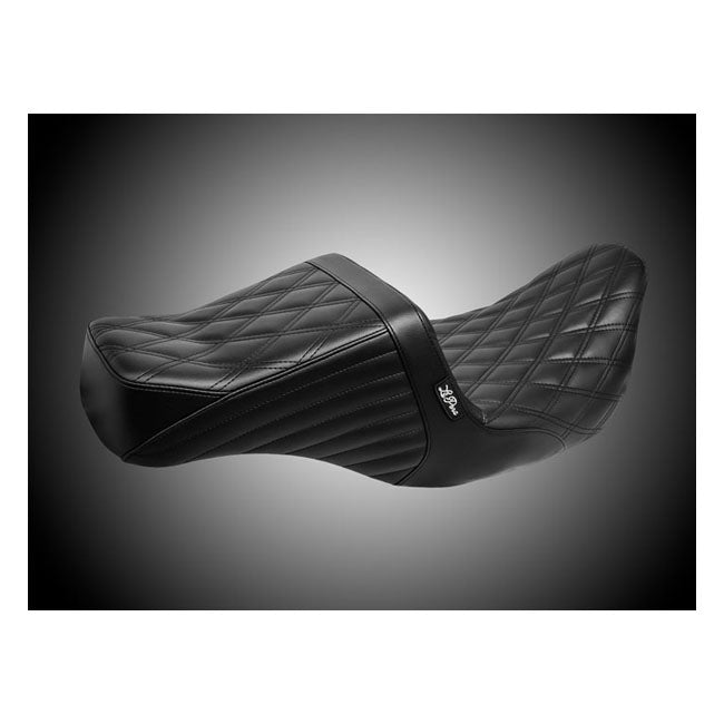 LePera, TailWhip 2-up seat. Double diamond, black — Touring: 08-25 Touring (excl. 23-25 FLTRXSE; 24-25 FLTRXSTSE; 23-25 FLHXSE; 24-25 FLHX; 2025 FLHXU; 24-25 FLTRX; 2025 FLTRXRRSE; all Trikes)