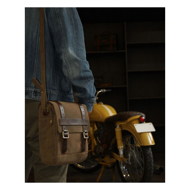 Trip Machine, tank and tail bag. 4.4 liter. Tobacco brown