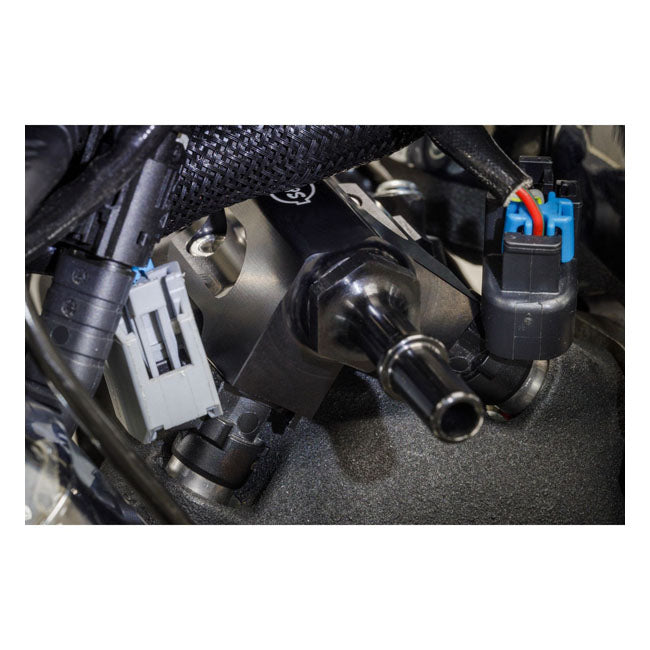 S&S, M8 billet fuel rail kit. Touring