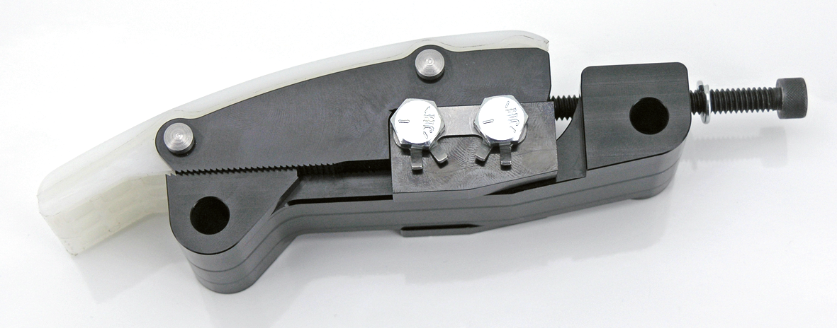 MANUAL PRIMARY CHAIN ADJUSTER