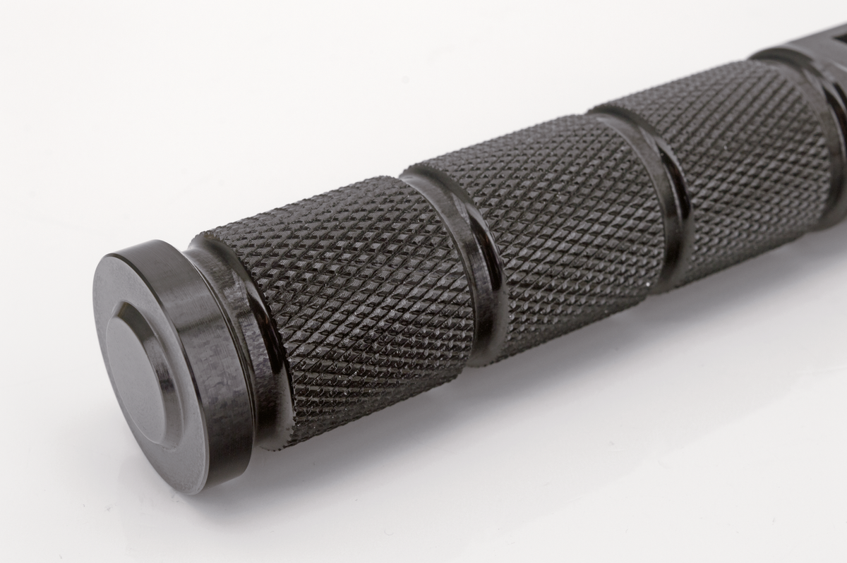 DRIVER FOOT PEGS FOR MILWAUKEE EIGHT SOFTAIL
