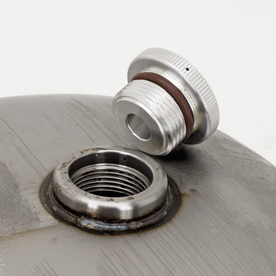 LYNX STYLE GAS CAPS